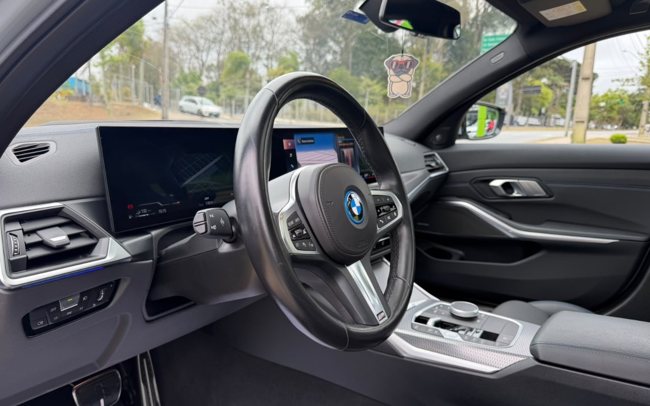 imagem-https://www.socarrao.com.br/sc-vehicle-images-prod/4029555/1790087082407-Yzk5YWZhODEtMWY5My00YjUwLWJhZTQtODhmZTJmYTQ1ODk1LmpwZWc.jpeg