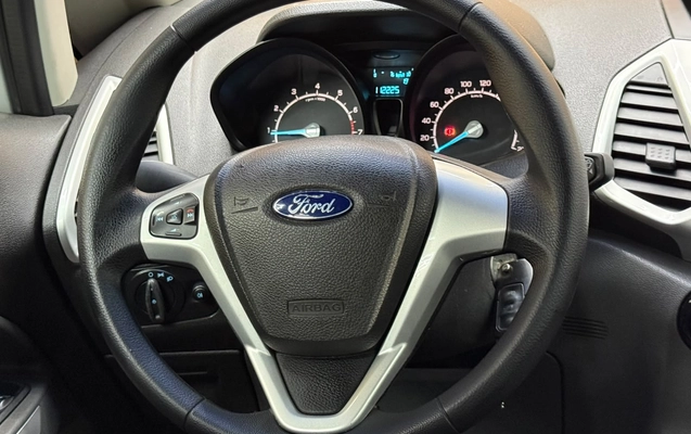 imagem-https://www.socarrao.com.br/sc-vehicle-images-prod/4029564/1790087110204-003_4541bd855ca5c4bb31f9f3516df97c5d.jpg