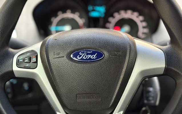 imagem-https://www.socarrao.com.br/sc-vehicle-images-prod/4029564/1790087110205-003_5de2f75d3635a4739e28aa2da0db037e.jpg