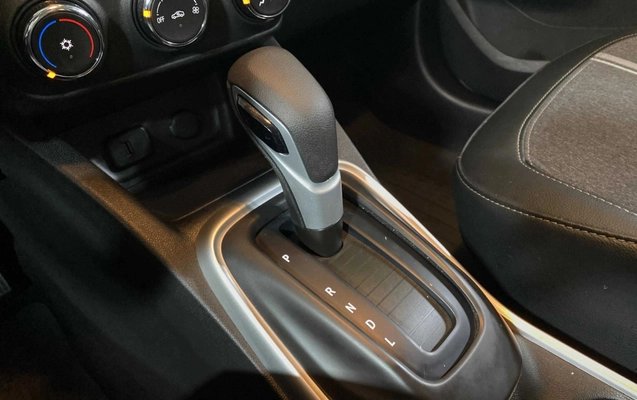 imagem-https://www.socarrao.com.br/sc-vehicle-images-prod/4029610/1790087222516-003_42fc881cbf3237698e0feb57c510f1c7.jpg