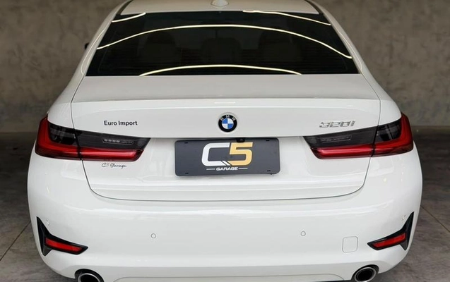 imagem-https://www.socarrao.com.br/sc-vehicle-images-prod/4029644/1790087957019-8492404_13_B_b189a90616.jpeg