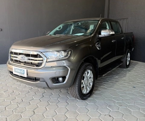 imagem-https://www.socarrao.com.br/sc-vehicle-images-prod/4029645/1790087338416-640_480_ford-ranger-cabine-dupla-ranger-3-2-cd-xlt-4x4-20-20-d3e512-4.jpg