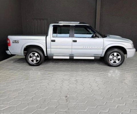 imagem-https://www.socarrao.com.br/sc-vehicle-images-prod/4029685/1790087359655-640_480_chevrolet-s10-cabine-dupla-executive-4x2-2-4-flex-cab-dupla-08-09-0e45b7-3.jpg