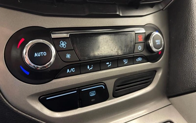 imagem-https://www.socarrao.com.br/sc-vehicle-images-prod/4029818/1792175289538-8298979_20_B_c595dc0c81.jpeg