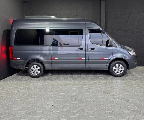 imagem-https://www.socarrao.com.br/sc-vehicle-images-prod/4029873/1790087564947-640_480_mercedes-benz-sprinter-2-2-cdi-416-furgao-14m-teto-alto-21-21-2a2d99-28.jpg
