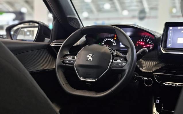imagem-https://www.socarrao.com.br/sc-vehicle-images-prod/4029911/1790087625270-1_053659.jpg