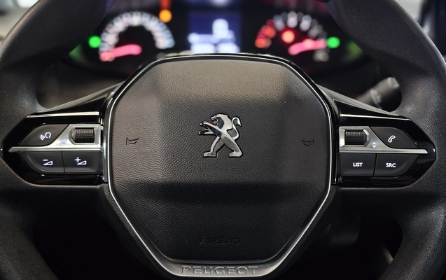 imagem-https://www.socarrao.com.br/sc-vehicle-images-prod/4029911/1790087625271-1_053700.jpg