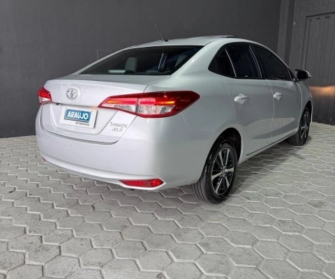 imagem-https://www.socarrao.com.br/sc-vehicle-images-prod/4029914/1790087663345-640_480_toyota-yaris-sedan-1-5-xls-connect-cvt-20-21-14d00a-21.jpg