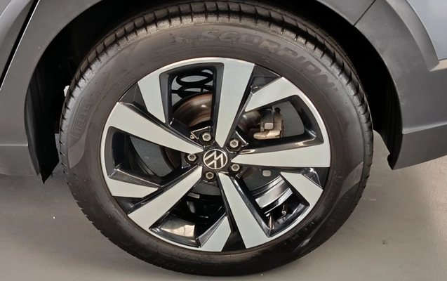 imagem-https://www.socarrao.com.br/sc-vehicle-images-prod/4029922/1790087713398-XS6kv9TEHxlEIrYQK6SLRosOzpRrYo8f.jpg