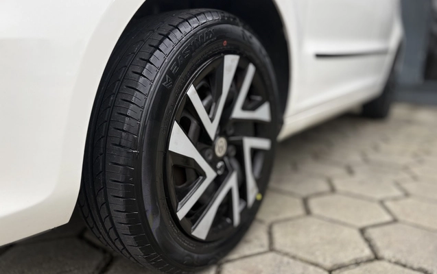 imagem-https://www.socarrao.com.br/sc-vehicle-images-prod/4029925/1790087737486-1_043257.jpg
