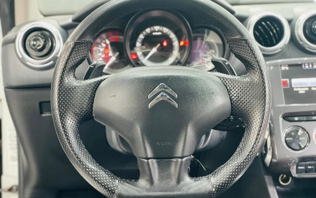 imagem-https://www.socarrao.com.br/sc-vehicle-images-prod/4029984/1790087860550-003_8fa42e6284bbdf0a81a8d0990ad1c80c.jpg