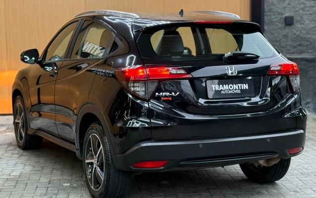 imagem-https://www.socarrao.com.br/sc-vehicle-images-prod/4029987/1790087901495-003_87f26949da8870ab4c4857ba5c580d28.jpg