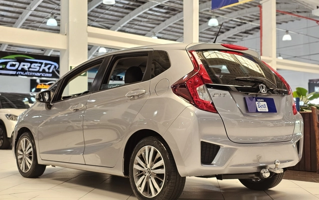 imagem-https://www.socarrao.com.br/sc-vehicle-images-prod/4029993/1790087952958-1_053128.jpg