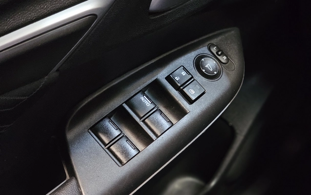 imagem-https://www.socarrao.com.br/sc-vehicle-images-prod/4029993/1790087952970-1_053141.jpg