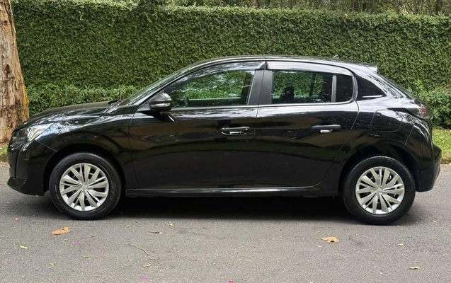 imagem-https://www.socarrao.com.br/sc-vehicle-images-prod/4030024/1790088125089-8467004_10_B_c711bb3fc8.jpeg