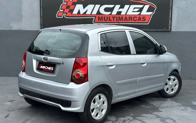 imagem-https://www.socarrao.com.br/sc-vehicle-images-prod/4030109/1790197447909-8405244_11_B_ebfed4a499.jpeg