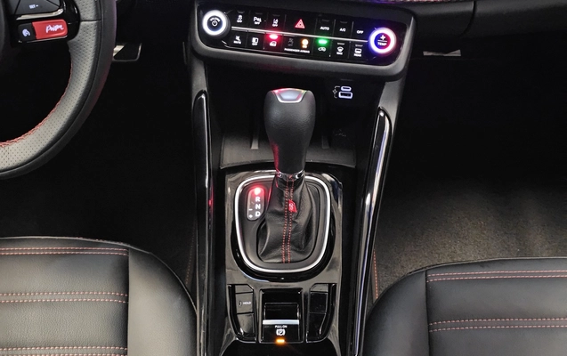 imagem-https://www.socarrao.com.br/sc-vehicle-images-prod/4030165/1790088303642-1_054001.jpg