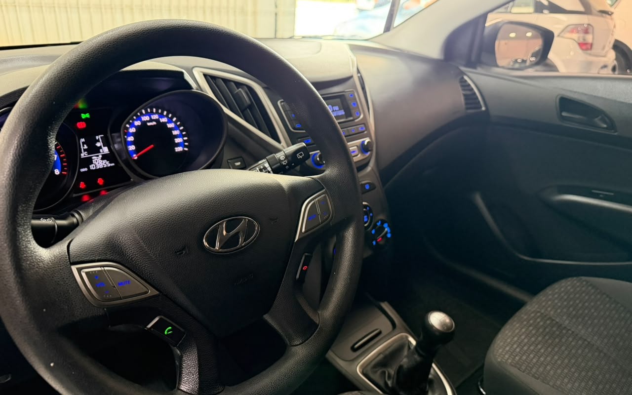 imagem-https://www.socarrao.com.br/sc-vehicle-images-prod/4030315/1790088500898-V2hhdHNBcHAgSW1hZ2UgMjAyNi0wOS0yMiBhdCAxMS4zNC4xMi5qcGVn.jpeg