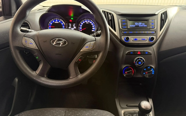imagem-https://www.socarrao.com.br/sc-vehicle-images-prod/4030315/1790088501081-V2hhdHNBcHAgSW1hZ2UgMjAyNi0wOS0yMiBhdCAxMS4zNC4xMSAoMSkuanBlZw.jpeg
