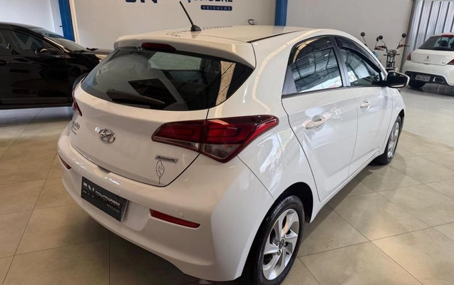 imagem-https://www.socarrao.com.br/sc-vehicle-images-prod/4030356/1790088603484-8500656_2_B_acea3fee08.jpeg