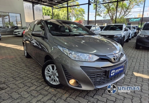 Toyota Yaris 2019 Cinza — foto 1 de 3