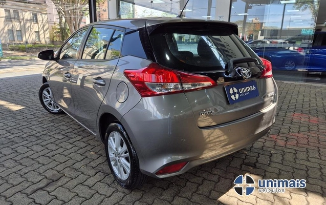 imagem-https://www.socarrao.com.br/sc-vehicle-images-prod/4030359/1790088659488-011c02aa-4c11-4df5-87fa-ee4da02b704120260922104000.jpeg