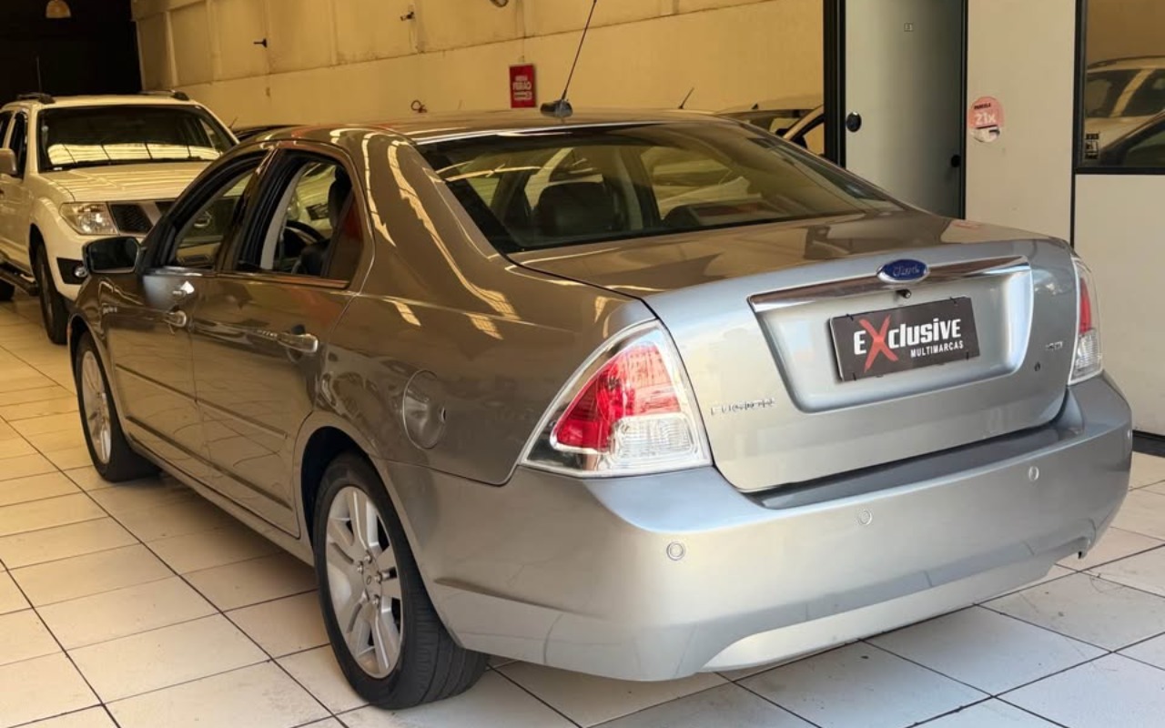 imagem-https://www.socarrao.com.br/sc-vehicle-images-prod/4030363/1790088695588-RlVTSU9OIDIwMDg4LmpwZw.jpg