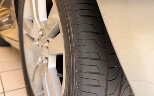 imagem-https://www.socarrao.com.br/sc-vehicle-images-prod/4030363/1790088696198-RlVTSU9OIDIwMDgxNC5qcGc.jpg