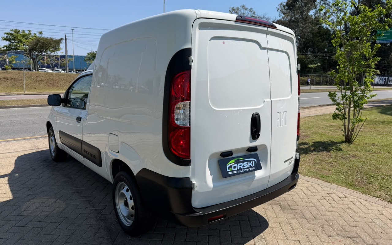 imagem-https://www.socarrao.com.br/sc-vehicle-images-prod/4030394/1790088781794-YjA5ZjliOWMtYjUwMi00MGFiLTkyMzktYjUyMjUyZGNlNWJjLmpwZWc.jpeg