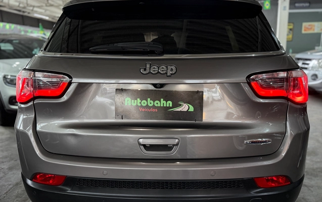 imagem-https://www.socarrao.com.br/sc-vehicle-images-prod/4030407/1790088906431-74246e0c-95b6-4b5d-8982-0287331716da.jpg