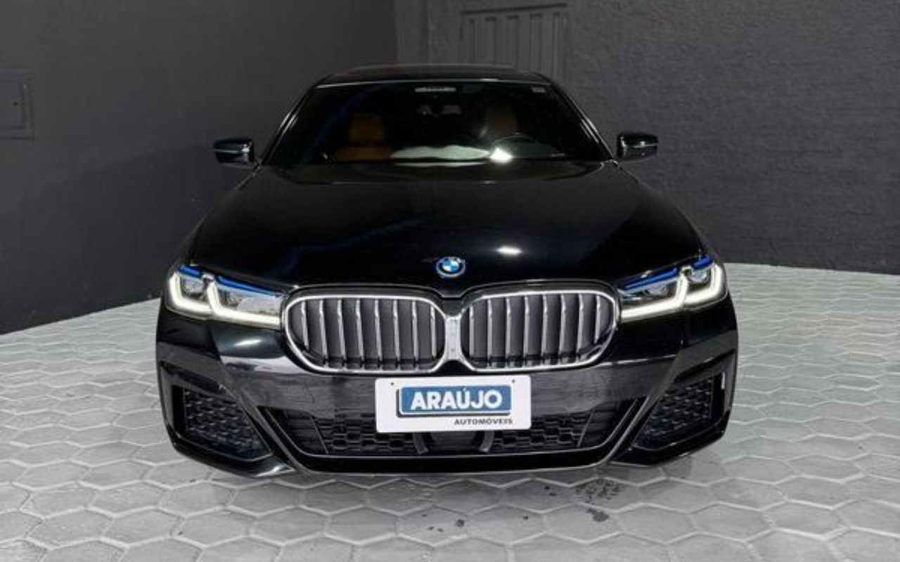 imagem-https://www.socarrao.com.br/sc-vehicle-images-prod/4030415/1790089271021-NzY5NjE0OV80X0JfMTRkMDQwNzBmZi5qcGVn.jpeg