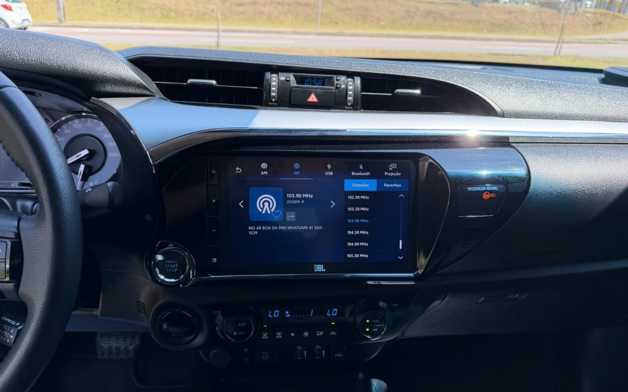 imagem-https://www.socarrao.com.br/sc-vehicle-images-prod/4030453/1790089096739-ZDU5YWJjNTEtYWQxNi00Y2Q3LTkzZGEtOTNkM2VmY2RkN2Y2LmpwZWc.jpeg