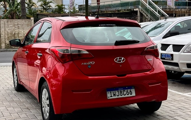 imagem-https://www.socarrao.com.br/sc-vehicle-images-prod/4030455/1790089104364-V2hhdHNBcHAgSW1hZ2UgMjAyNi0wOS0yMiBhdCAxMS40MS4zMiAoMSkuanBlZw.jpeg