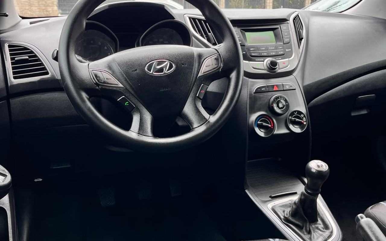imagem-https://www.socarrao.com.br/sc-vehicle-images-prod/4030455/1790089104847-V2hhdHNBcHAgSW1hZ2UgMjAyNi0wOS0yMiBhdCAxMS40MS4zMyAoMykuanBlZw.jpeg