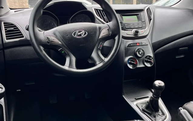 imagem-https://www.socarrao.com.br/sc-vehicle-images-prod/4030455/1790089104847-V2hhdHNBcHAgSW1hZ2UgMjAyNi0wOS0yMiBhdCAxMS40MS4zMyAoMykuanBlZw.jpeg