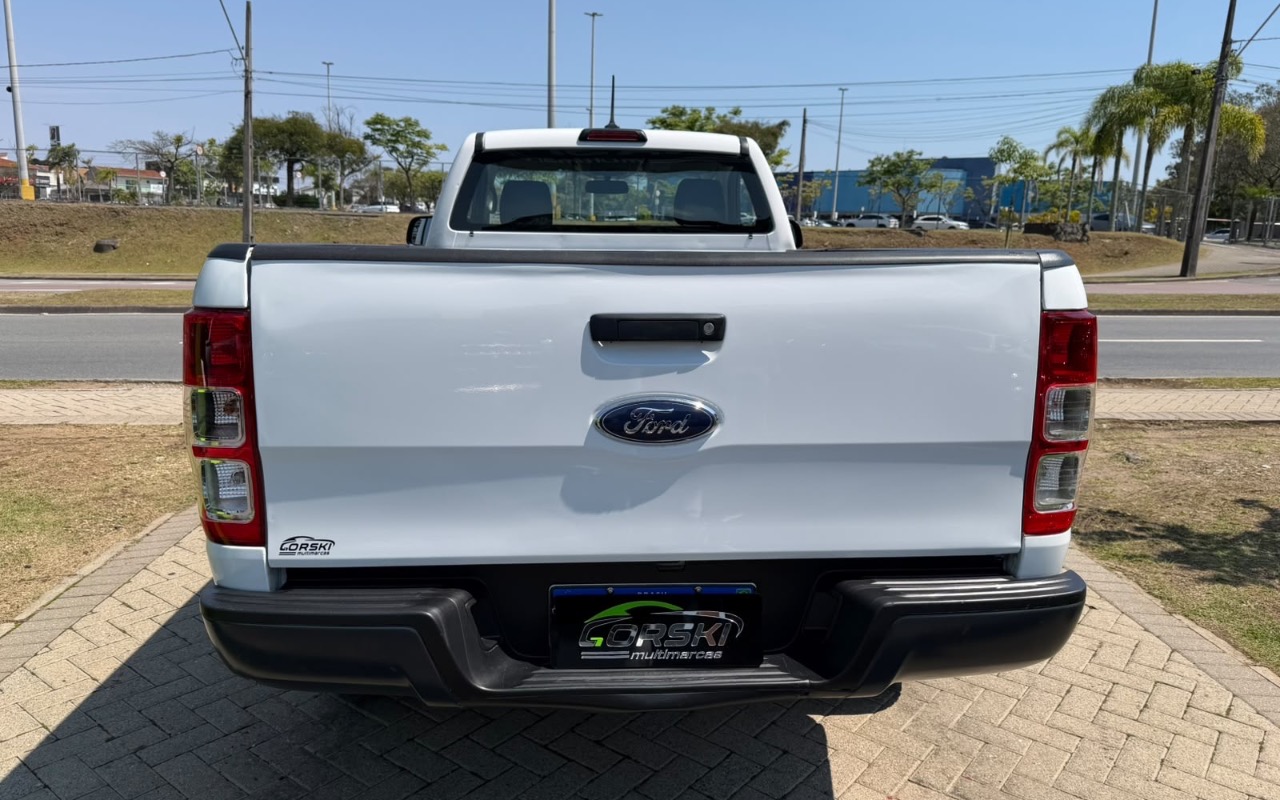 imagem-https://www.socarrao.com.br/sc-vehicle-images-prod/4030614/1790089329063-NGNkZThjMmUtNDhhOC00MmFmLWFmYWEtZTE1OTljYWE0NDgwLmpwZWc.jpeg
