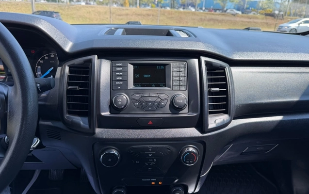 imagem-https://www.socarrao.com.br/sc-vehicle-images-prod/4030614/1790089329832-MTY3ODVmYjktN2I3YS00NzU4LTk5MzctNGMyZGMyNDQzZjY2LmpwZWc.jpeg