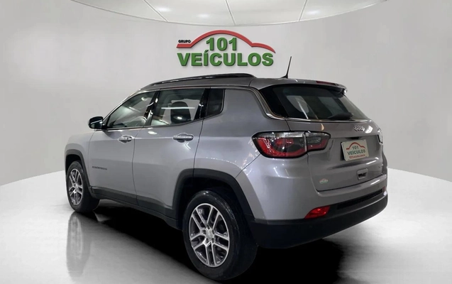 imagem-https://www.socarrao.com.br/sc-vehicle-images-prod/4030615/1790089334143-003_c3f76db784c968f00b79486fb7ff7438.jpg