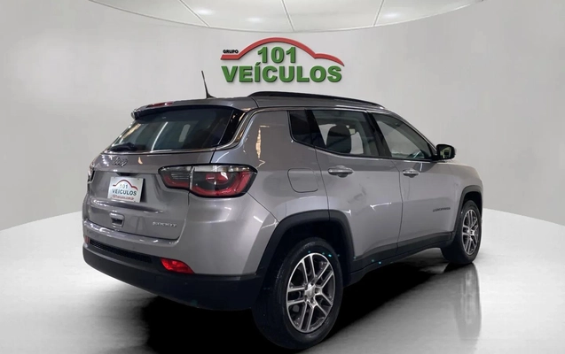 imagem-https://www.socarrao.com.br/sc-vehicle-images-prod/4030615/1790089334147-003_13c669120b46f0e5720f5b8ea57460ec.jpg