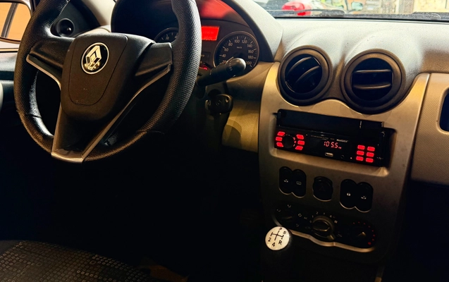 imagem-https://www.socarrao.com.br/sc-vehicle-images-prod/4030637/1790090825525-cd3f2e3b-c09b-4d0f-a375-7cb8a90f8c14.jpg