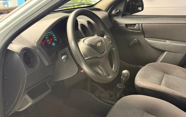 imagem-https://www.socarrao.com.br/sc-vehicle-images-prod/4030676/1790089787269-7881508_10_B_0f1f69107d.jpeg