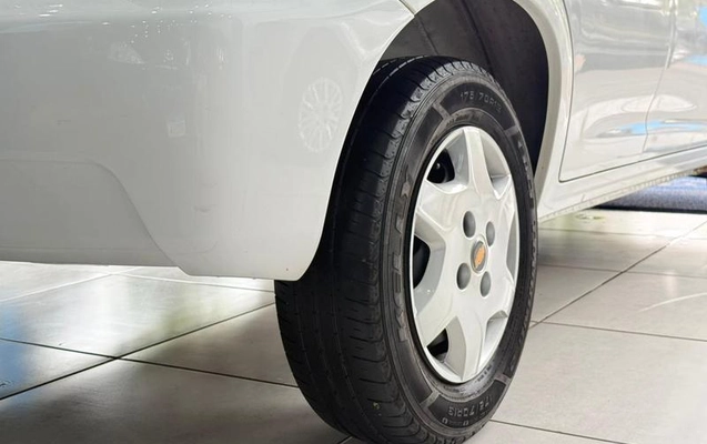 imagem-https://www.socarrao.com.br/sc-vehicle-images-prod/4030676/1790089787277-7881508_7_B_58641525f2.jpeg