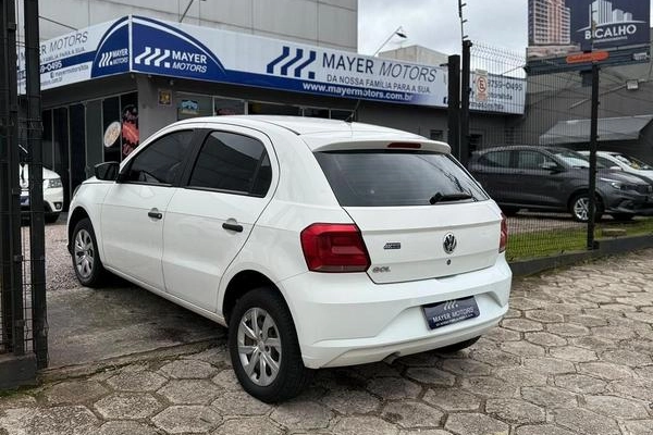 imagem-https://www.socarrao.com.br/sc-vehicle-images-prod/4030732/1790278395742-8496776_8_B_595f276b1e.jpeg