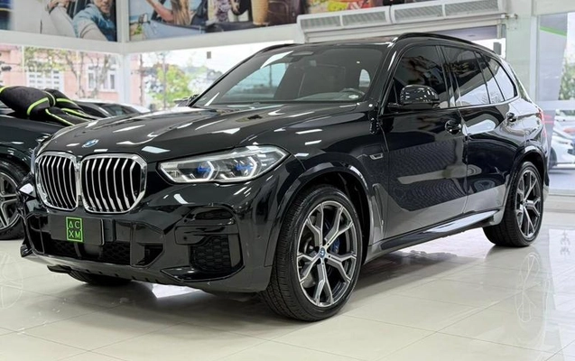 imagem-https://www.socarrao.com.br/sc-vehicle-images-prod/4030766/1790090863189-8481070_0_B_6d9f762ead.jpeg