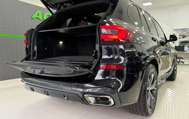 imagem-https://www.socarrao.com.br/sc-vehicle-images-prod/4030766/1790090863202-8481070_6_B_1b8266b673.jpeg