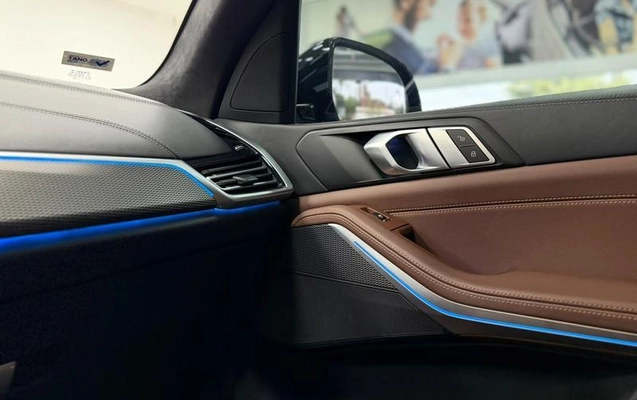 imagem-https://www.socarrao.com.br/sc-vehicle-images-prod/4030766/1790090863204-8481070_8_B_b475e46f76.jpeg