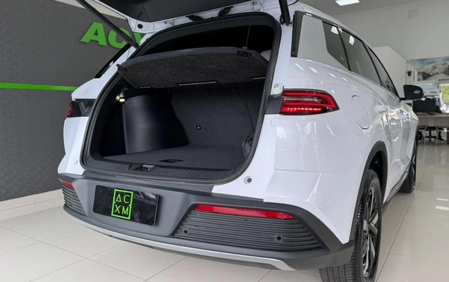 imagem-https://www.socarrao.com.br/sc-vehicle-images-prod/4030767/1790090812632-8485749_3_B_9a3e4e59f5.jpeg
