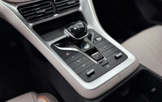 imagem-https://www.socarrao.com.br/sc-vehicle-images-prod/4030767/1790090812634-8485749_6_B_8a26bacbb1.jpeg