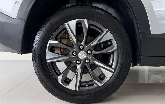 imagem-https://www.socarrao.com.br/sc-vehicle-images-prod/4030769/1790090845299-8490937_6_B_7f8d082b25.jpeg