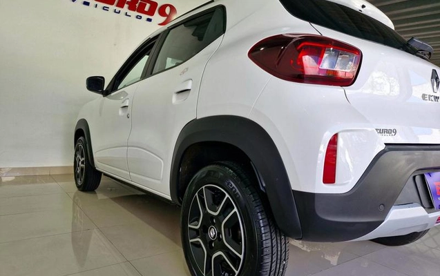 imagem-https://www.socarrao.com.br/sc-vehicle-images-prod/4030771/1790089893246-8377937_8_B_a0fe2a9e1a.jpeg